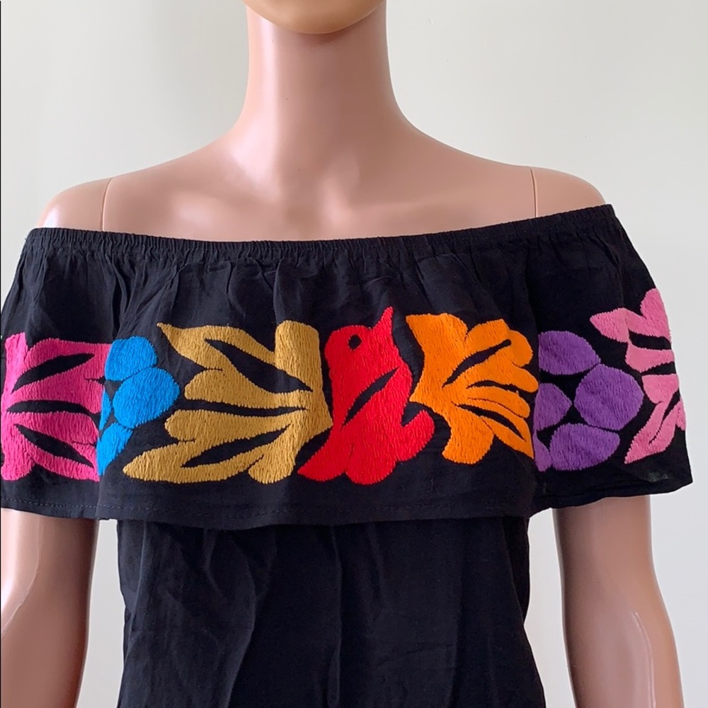 Bohemian. Jalapa Oaxaca Blouse Hand Embroidered.